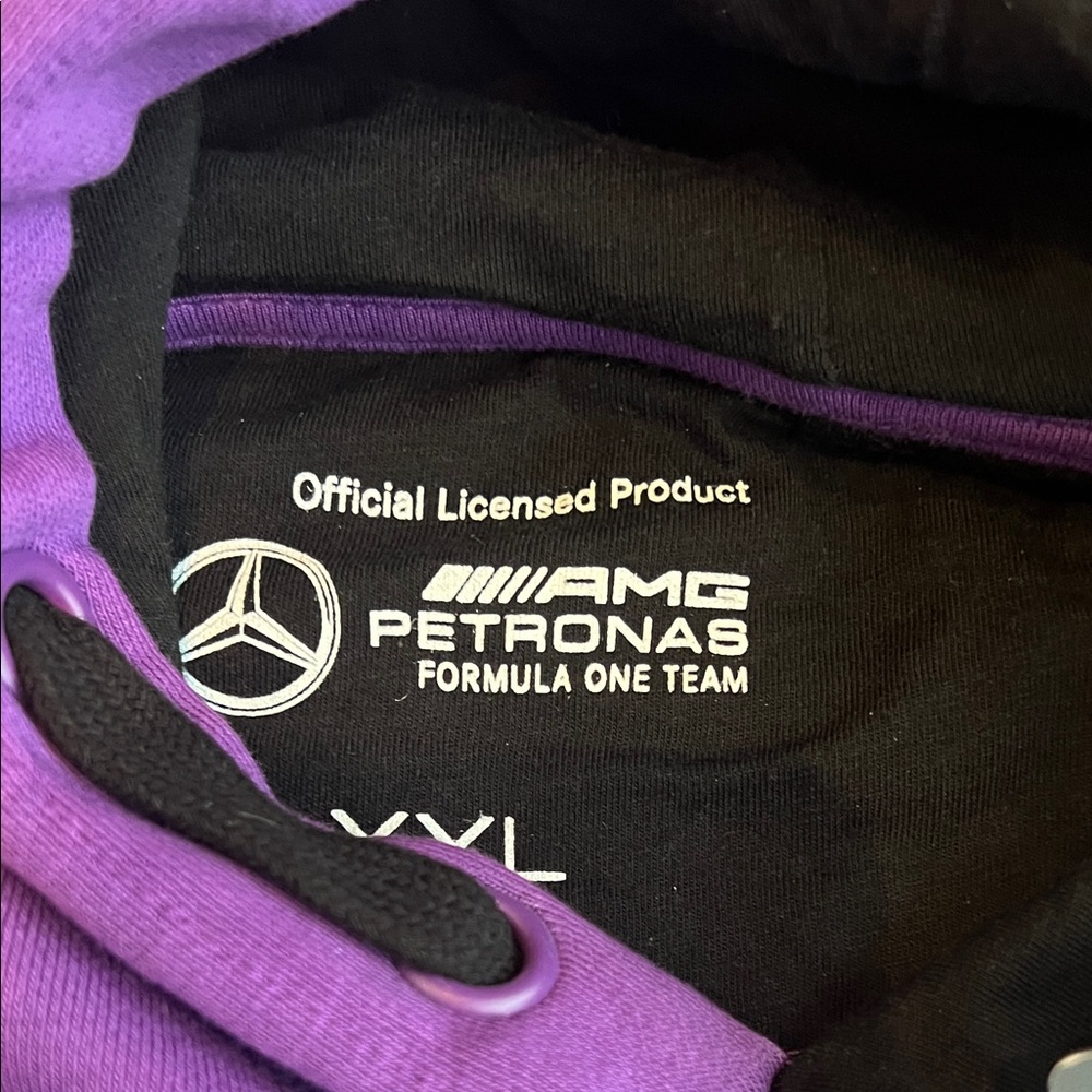 Mercedes Petronas Lewis Hamilton Sweatshirt NWT - Picture 3 of 8